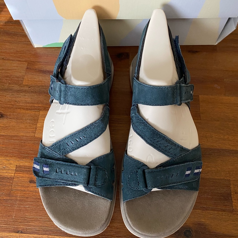 Higgins Holland navy blue suede sandals
